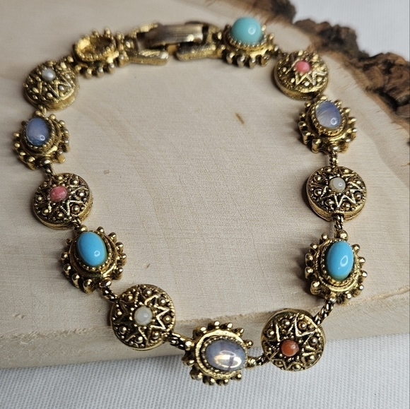 Mode Art Vintage Mid Century Charm Bracelet - Picture 1 of 12